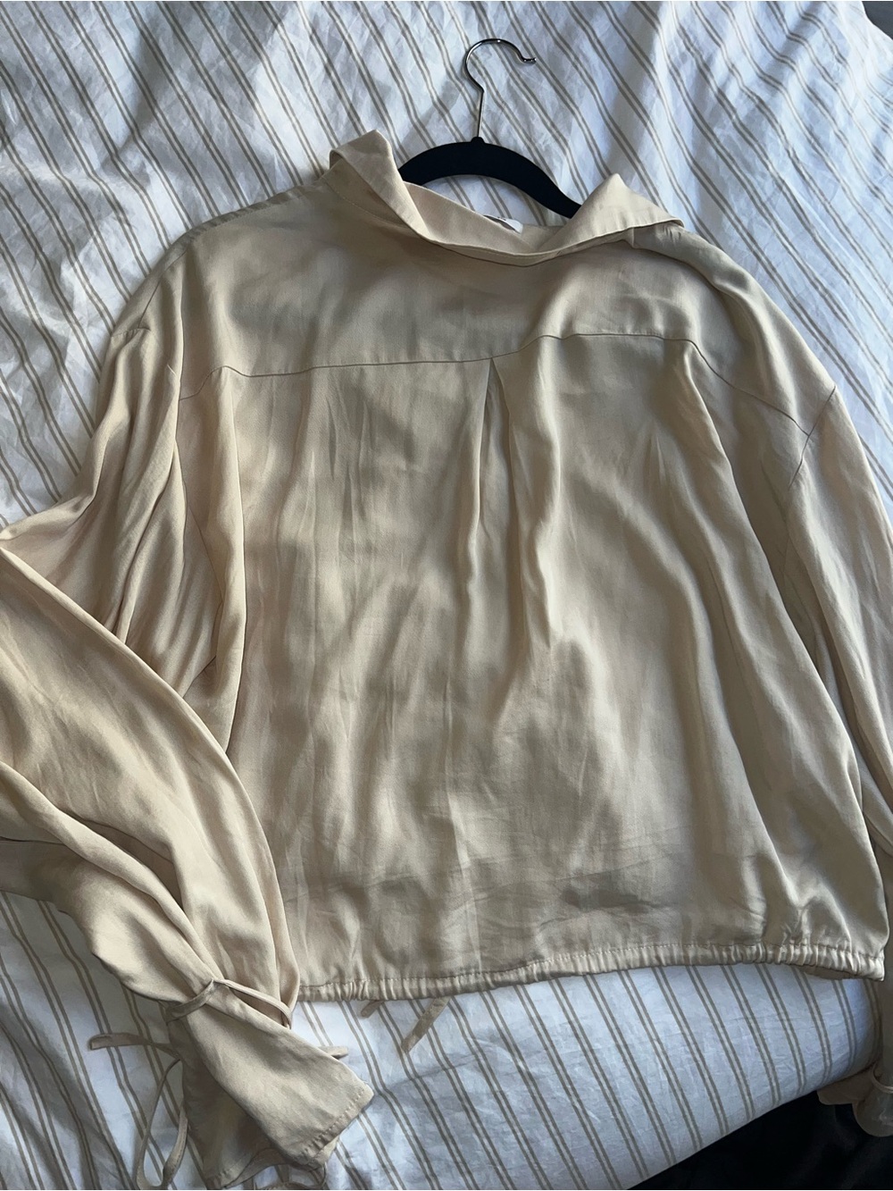 Showpo Button-Front Drawstring Blouse - Picture 4 of 4